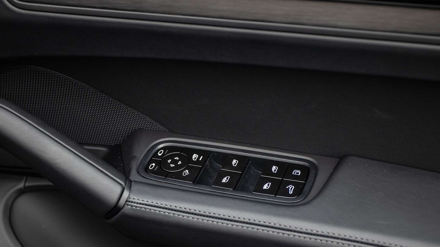 Used Porsche Cayenne 2026 for sale - 77389714: Photo 32