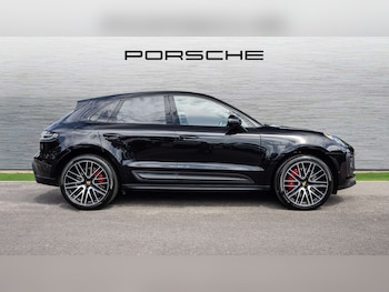 Used Porsche Macan 2023 for sale - 79204464: Photo