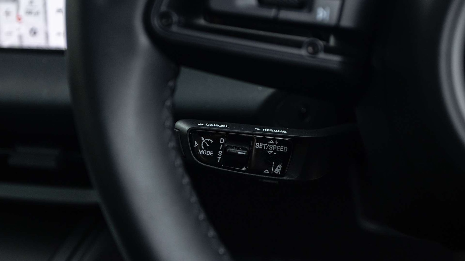 Used Porsche Macan 2025 for sale - 76553063: Photo 25