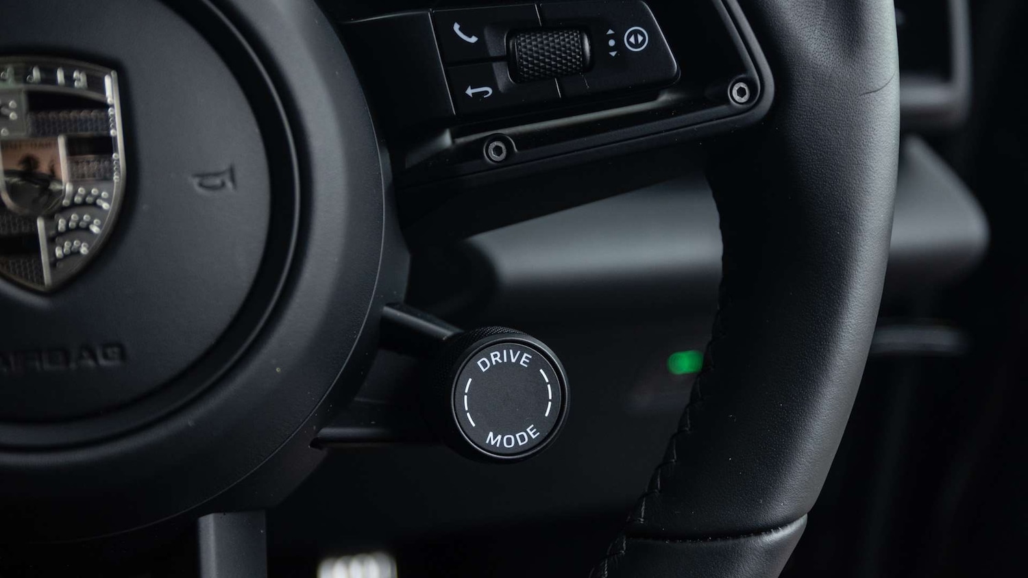 Used Porsche Macan 2025 for sale - 76553063: Photo 26