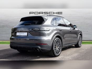 Used Porsche Cayenne 2020 for sale - 79864545: Photo