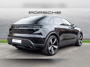 Used Porsche Macan 2024 for sale - 76218209: Photo
