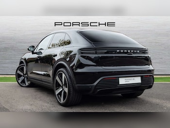 Used Porsche Macan 2024 for sale - 76218209: Photo