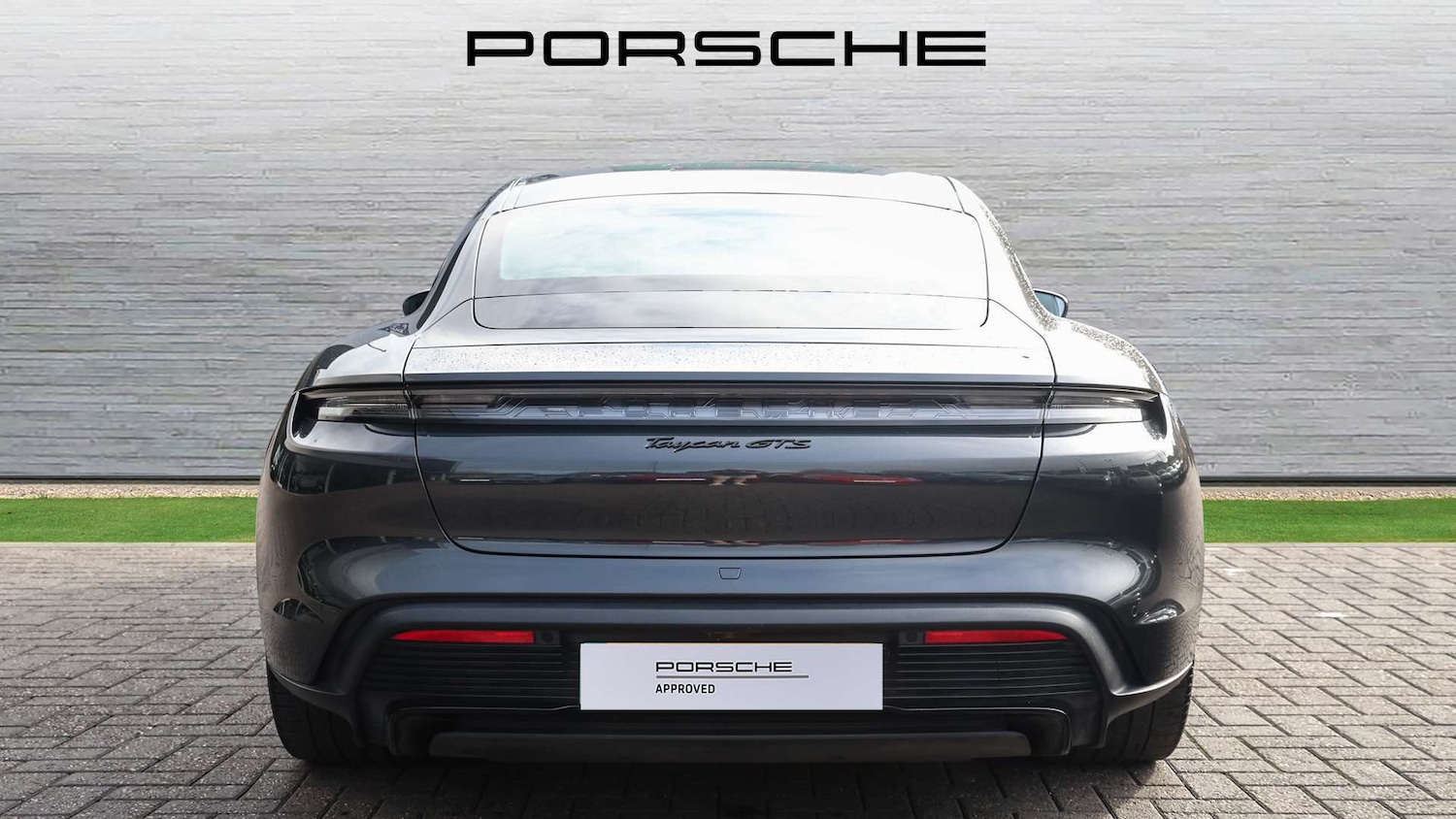 Used Porsche Taycan 2022 for sale - 77158479: Photo 10