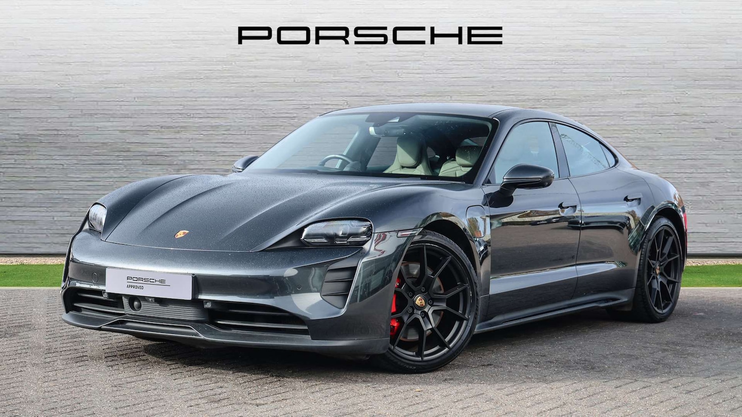 Used Porsche Taycan 2022 for sale - 77158479: Photo 2