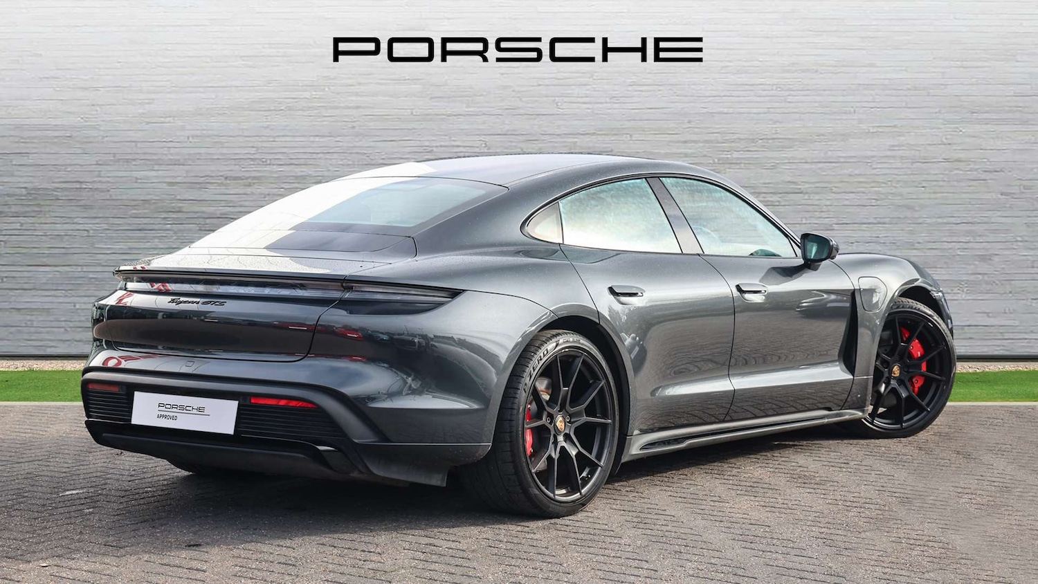 Used Porsche Taycan 2022 for sale - 77158479: Photo 3