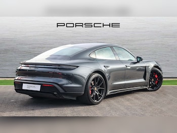 Used Porsche Taycan 2022 for sale - 77158479: Photo