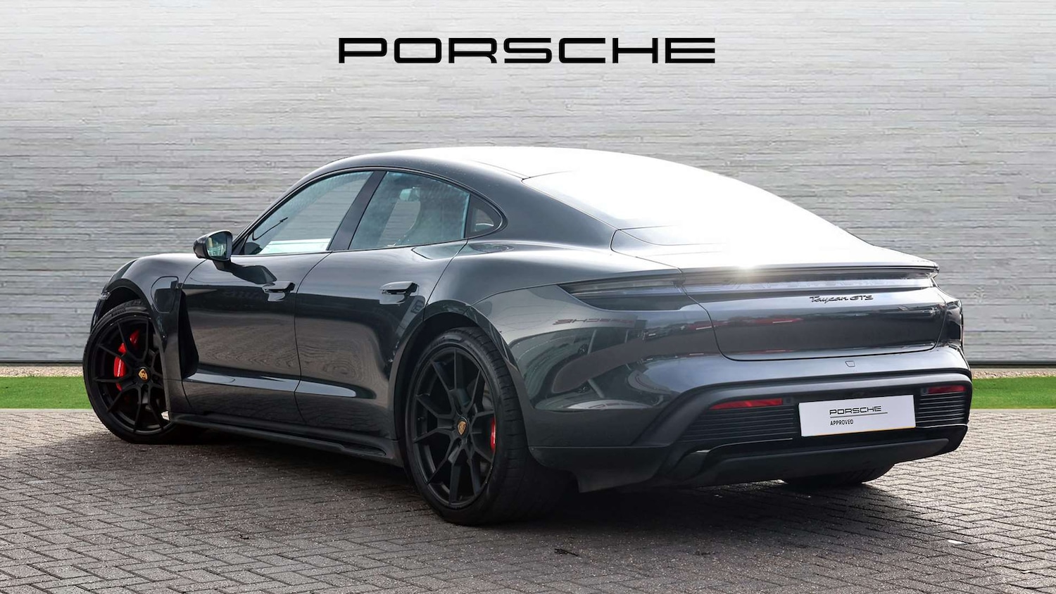 Used Porsche Taycan 2022 for sale - 77158479: Photo 4