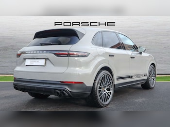 Used Porsche Cayenne 2021 for sale - 77206467: Photo