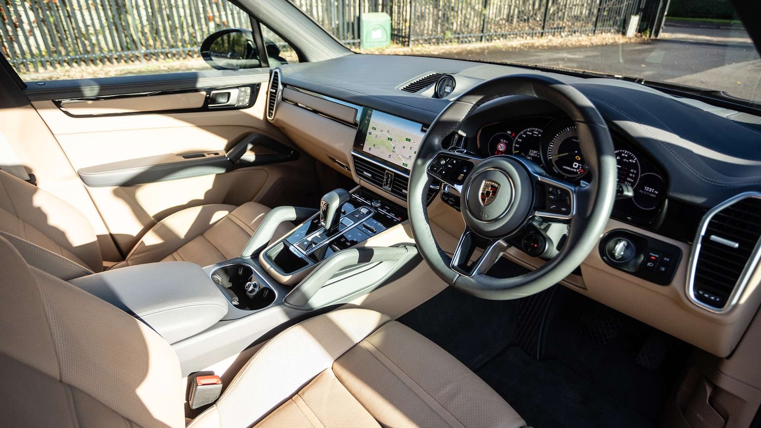 Used Porsche Cayenne 2023 for sale - 76540729: Photo 12