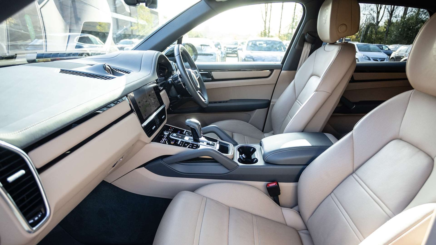 Used Porsche Cayenne 2023 for sale - 76540729: Photo 15