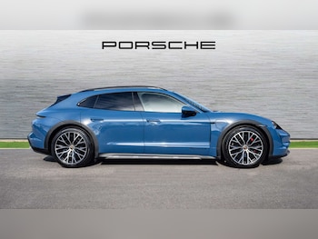 Used Porsche Taycan 2021 for sale - 77741020: Photo