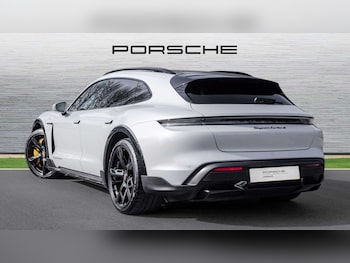 Used Porsche Taycan 2022 for sale - 77914075: Photo