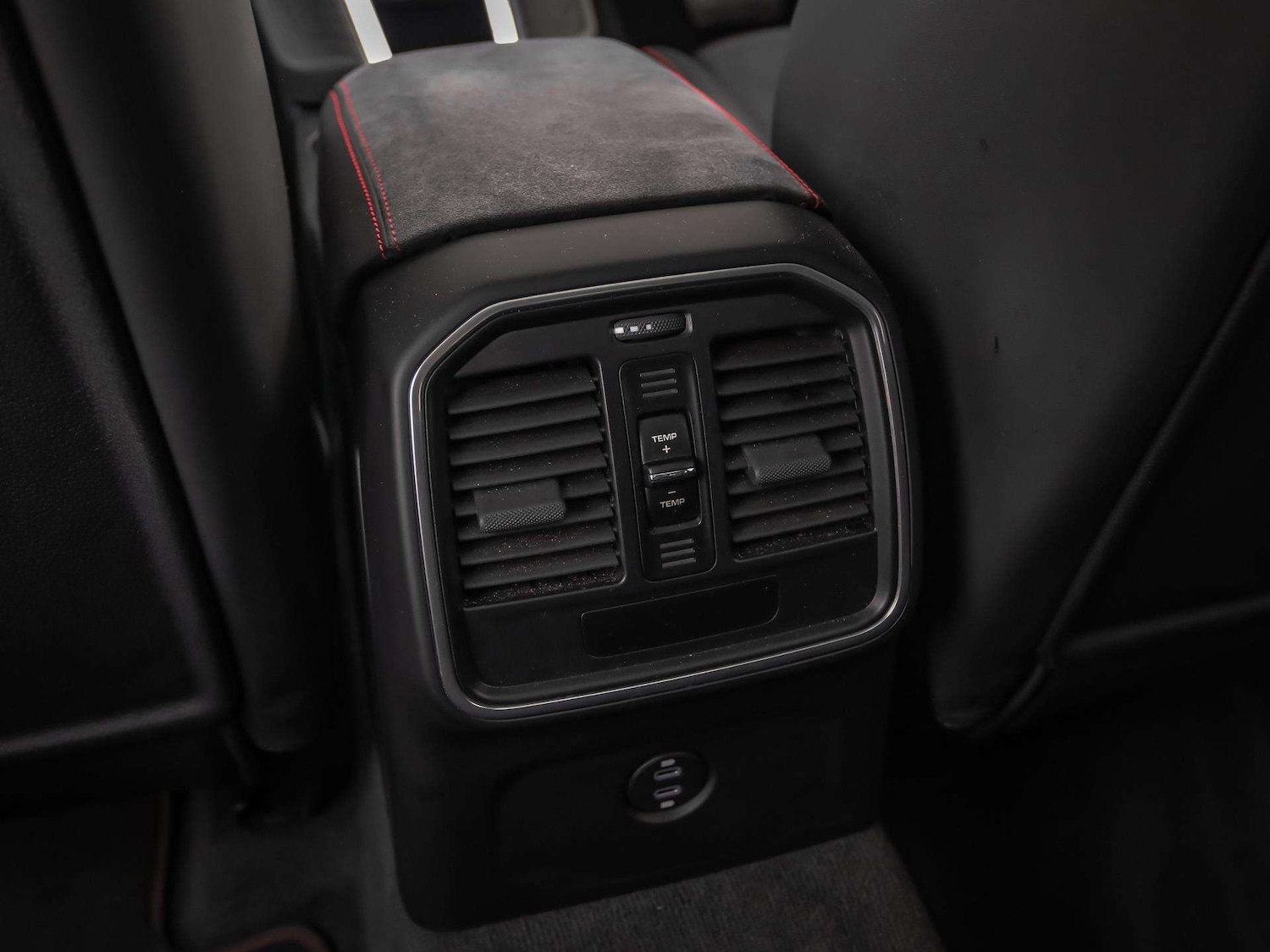 Used Porsche Macan 2020 for sale - 76488194: Photo 17