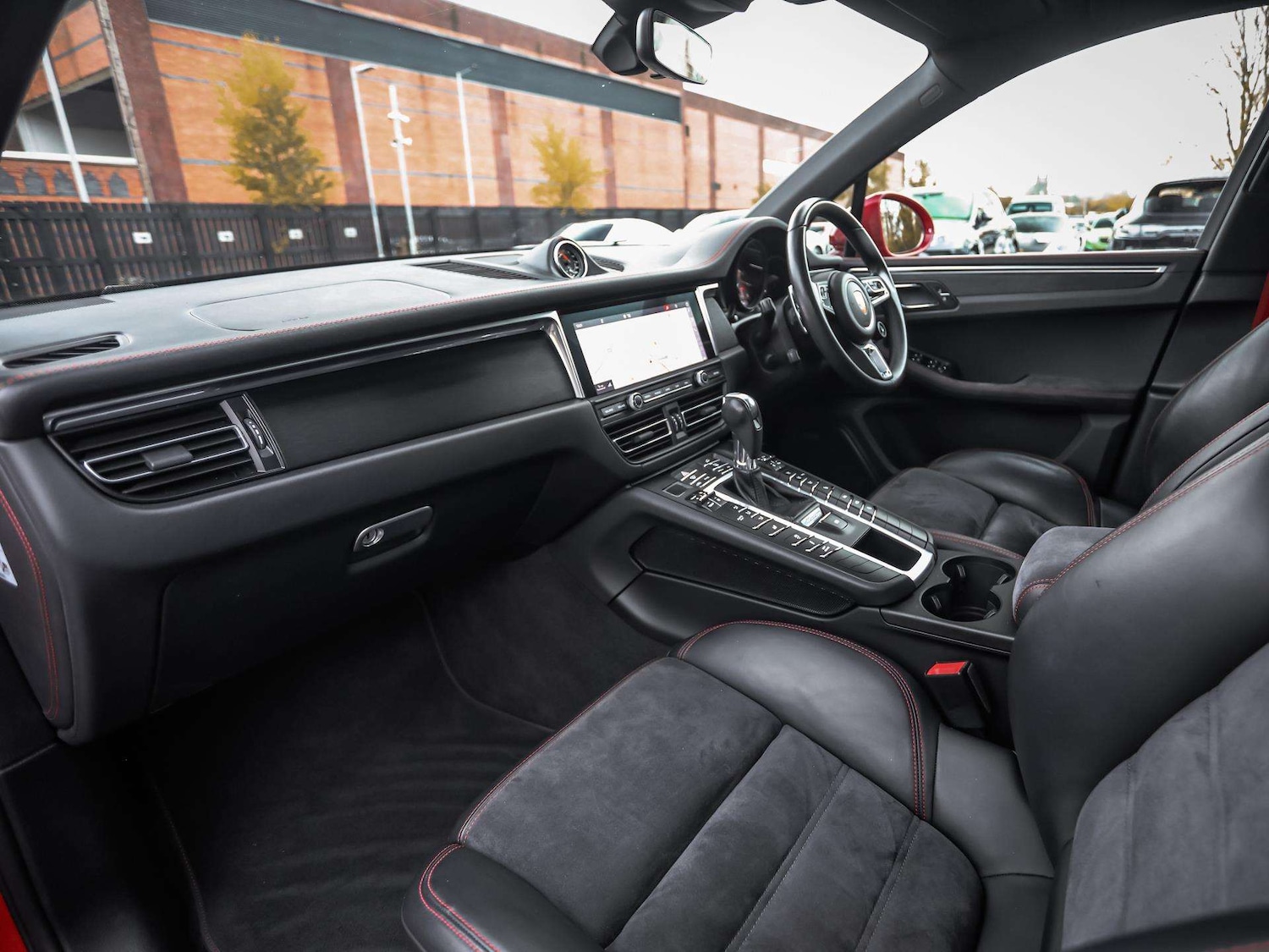 Used Porsche Macan 2020 for sale - 76488194: Photo 5