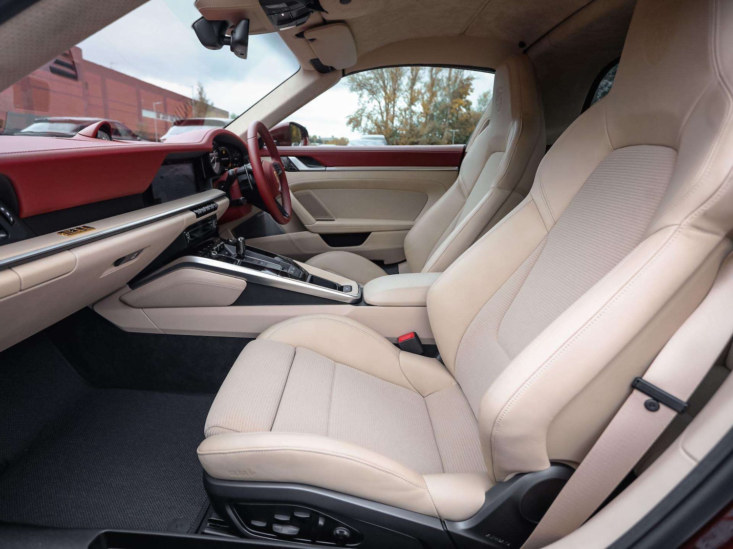 Used Porsche 911 2021 for sale - 76401392: Photo 15