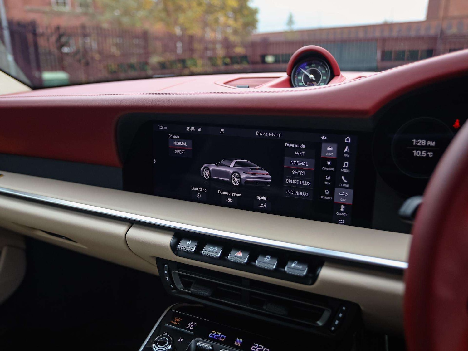 Used Porsche 911 2021 for sale - 76401392: Photo 24