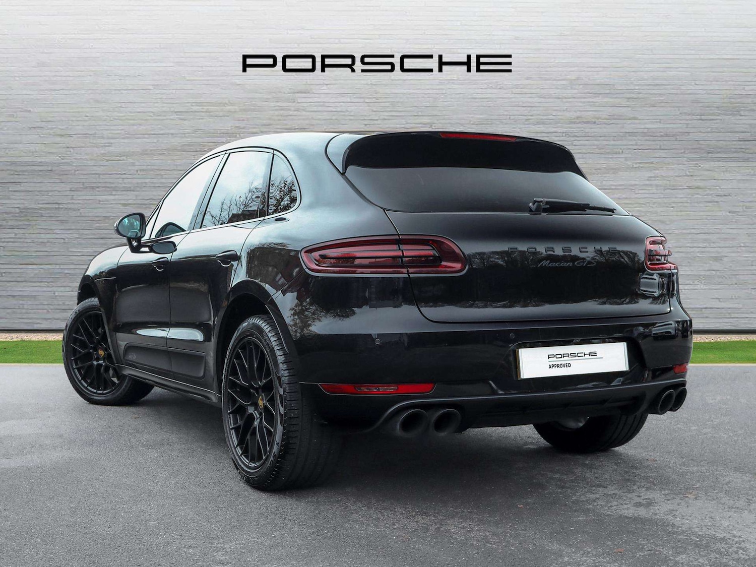 Used Porsche Macan 2018 for sale - 76411372: Photo 4