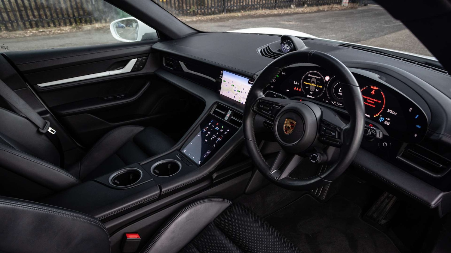 Used Porsche Taycan 2022 for sale - 77414521: Photo 12