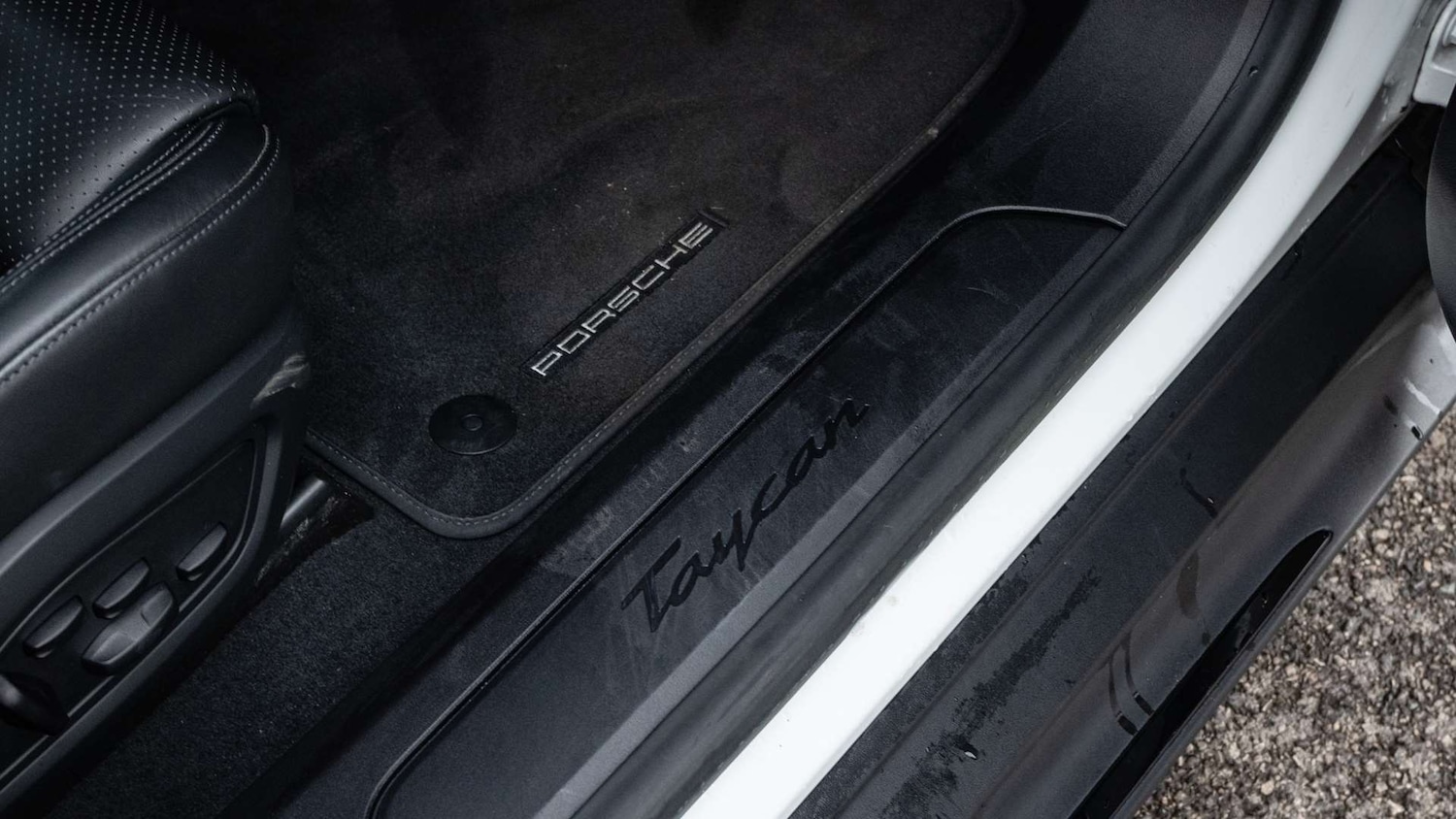 Used Porsche Taycan 2022 for sale - 77414521: Photo 30