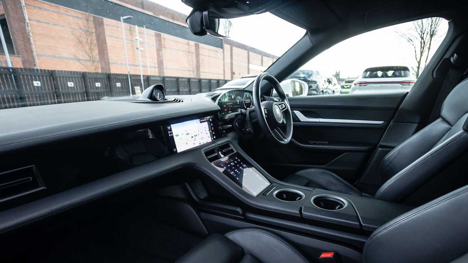 Used Porsche Taycan 2022 for sale - 77414521: Photo 5