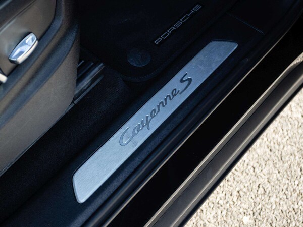 Used Porsche Cayenne 2018 for sale - 75710952: Photo 34