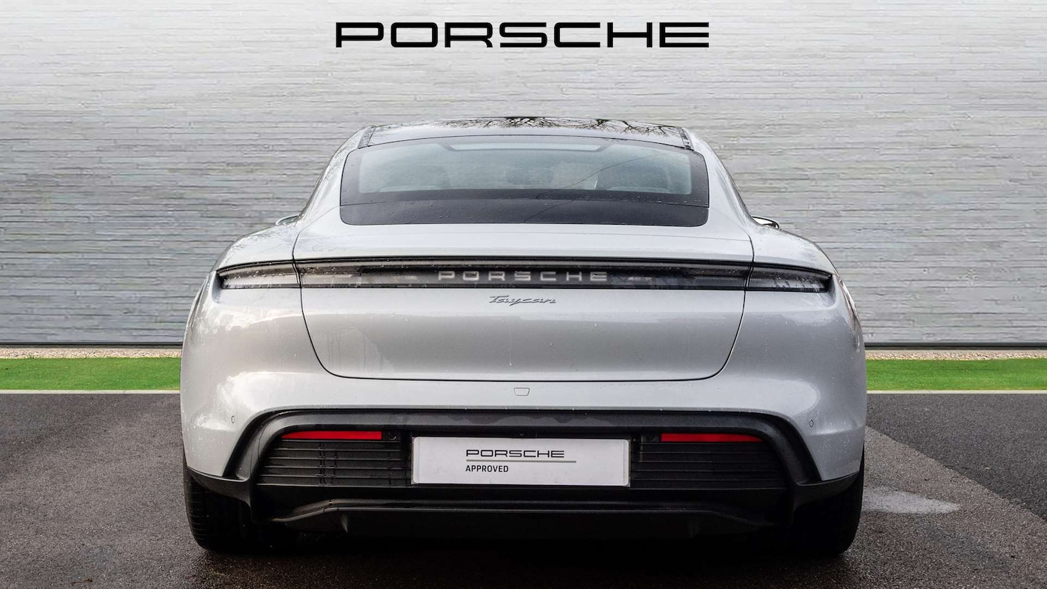 Used Porsche Taycan 2025 for sale - 76156133: Photo 10