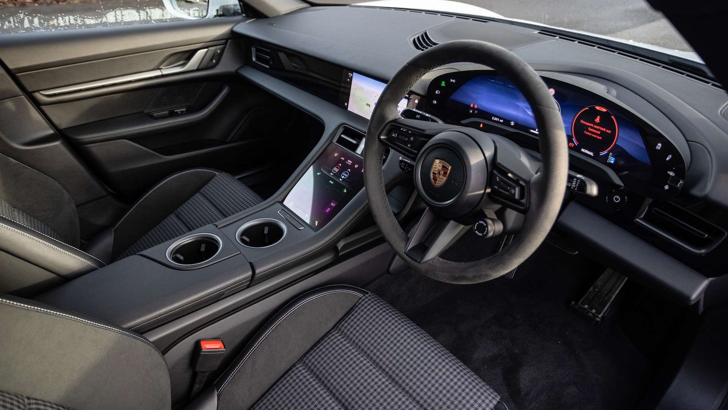 Used Porsche Taycan 2025 for sale - 76156133: Photo 13