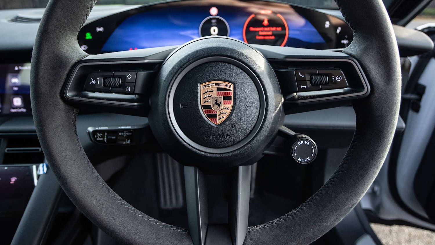 Used Porsche Taycan 2025 for sale - 76156133: Photo 14