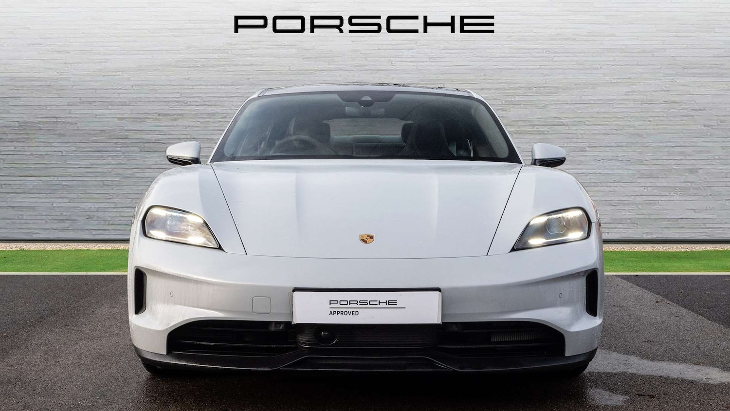 Used Porsche Taycan 2025 for sale - 76156133: Photo 9