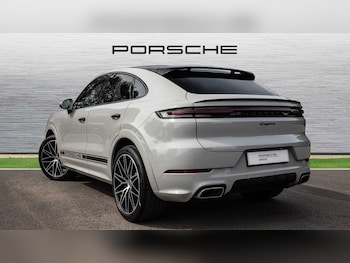 Used Porsche Cayenne 2024 for sale - 75461087: Photo