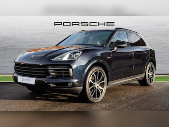 Used Porsche Cayenne 2023 for sale - 76967901: Photo