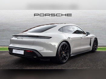 Used Porsche Taycan 2023 for sale - 77472748: Photo