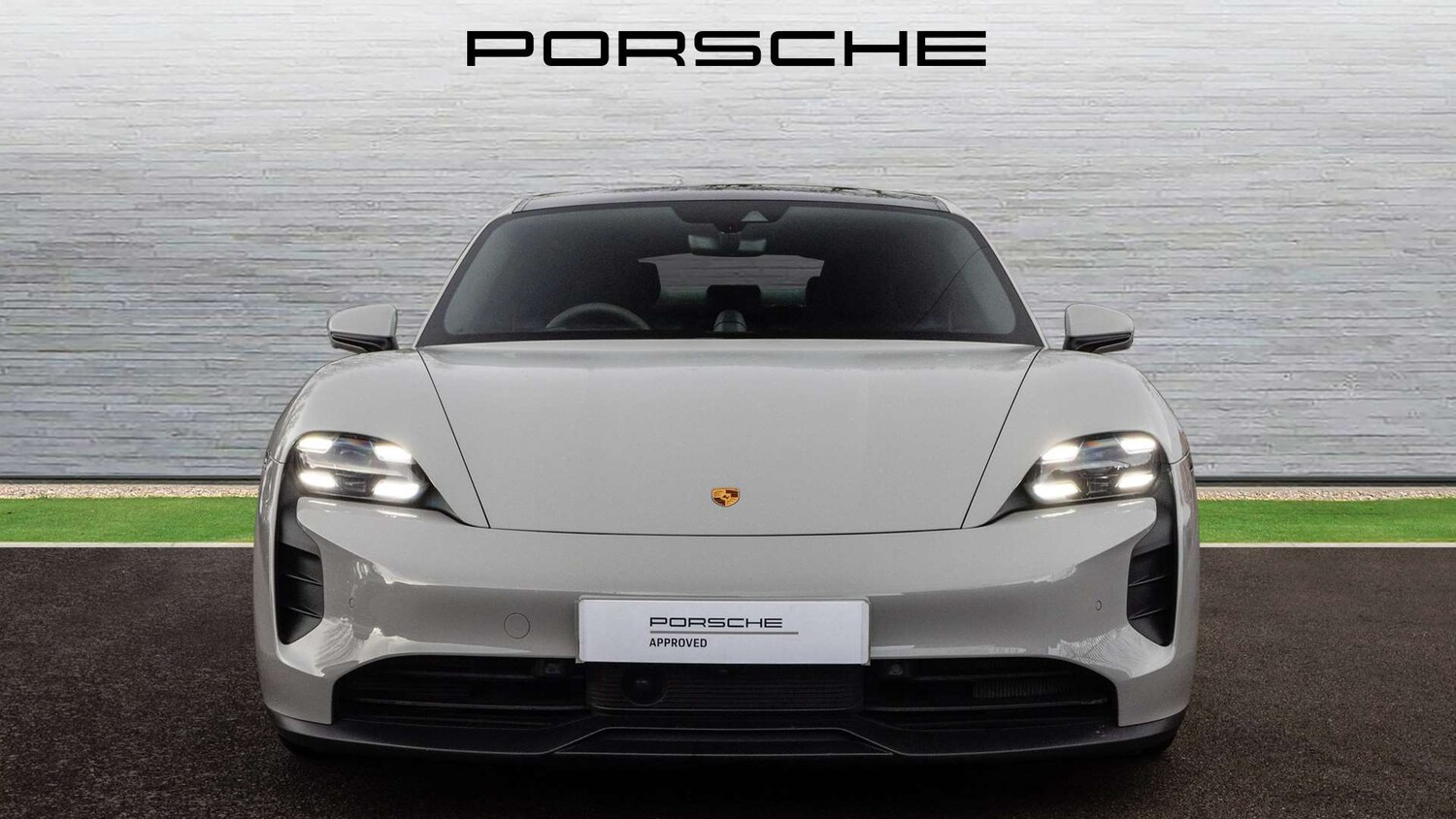 Used Porsche Taycan 2023 for sale - 77472748: Photo 9