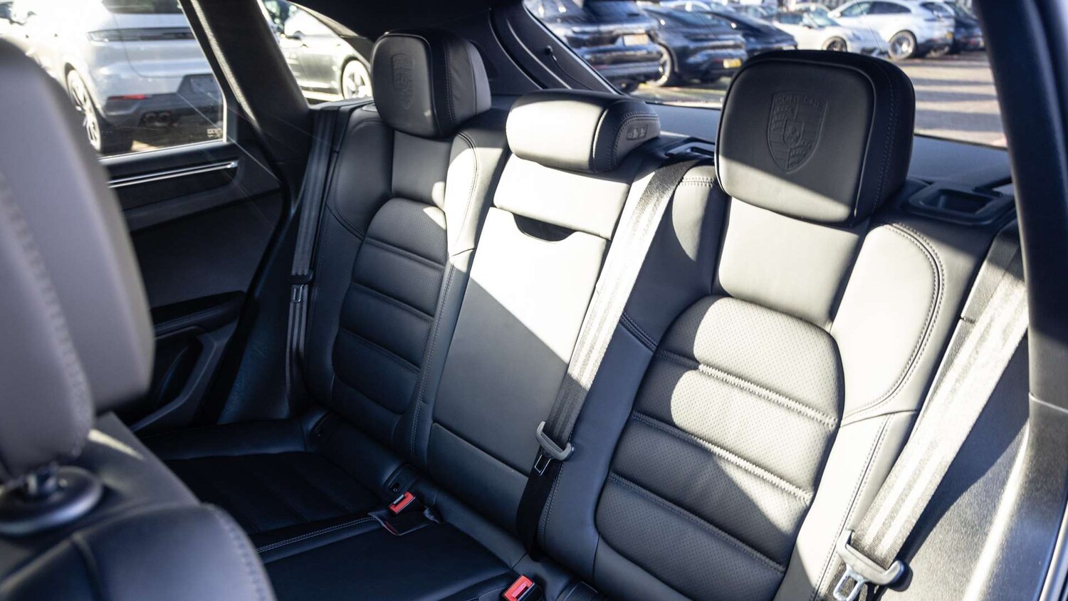 Used Porsche Macan 2020 for sale - 76967870: Photo 15