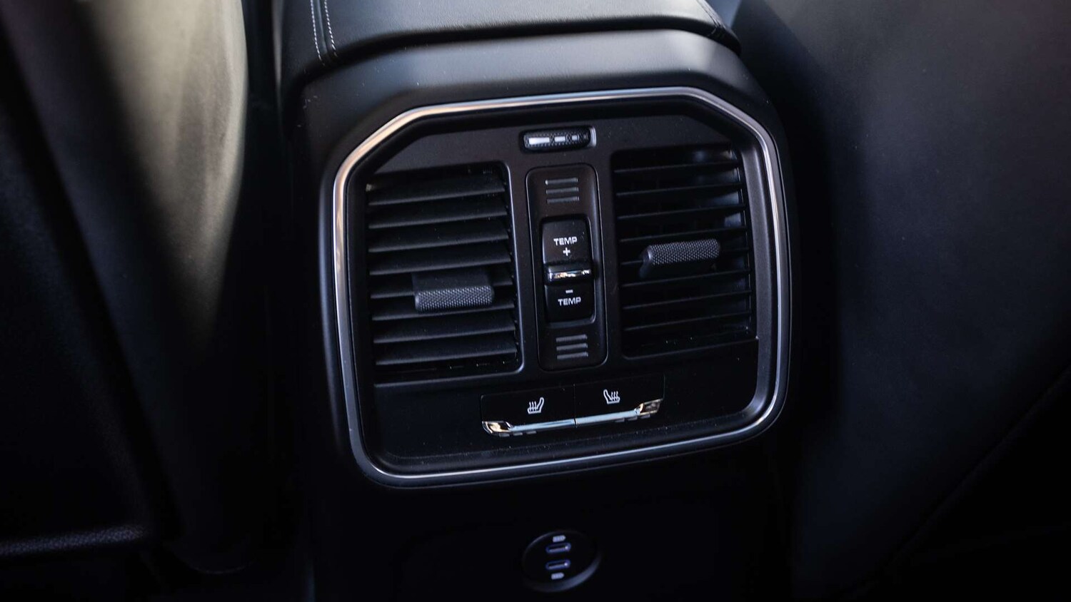 Used Porsche Macan 2020 for sale - 76967870: Photo 17