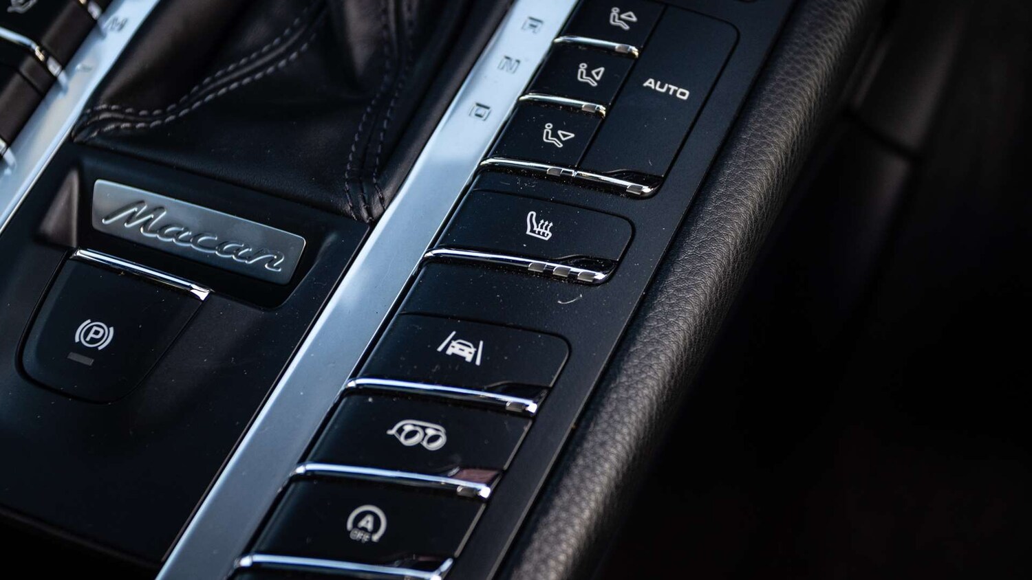 Used Porsche Macan 2020 for sale - 76967870: Photo 24