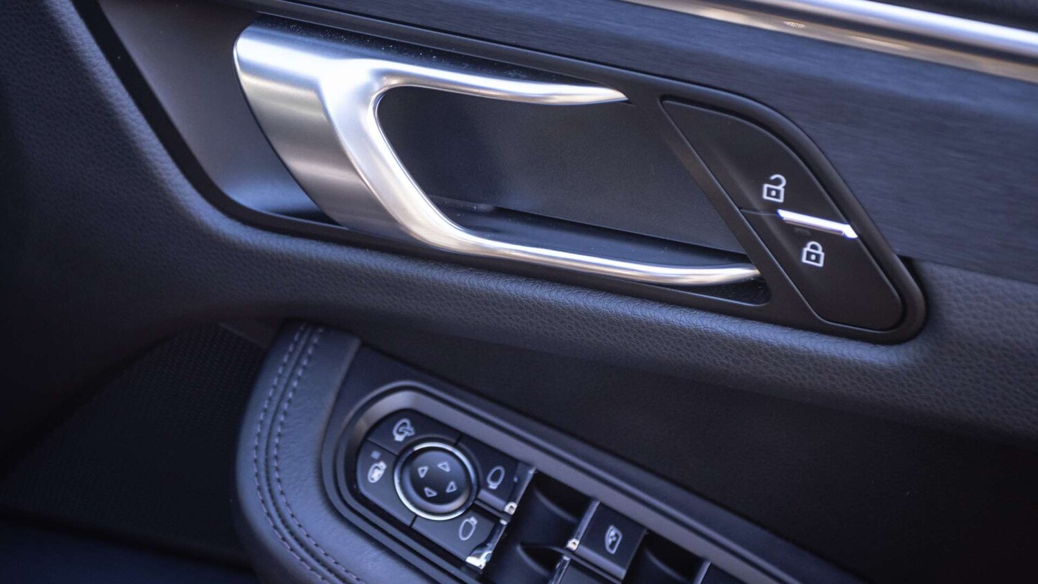 Used Porsche Macan 2020 for sale - 76967870: Photo 26