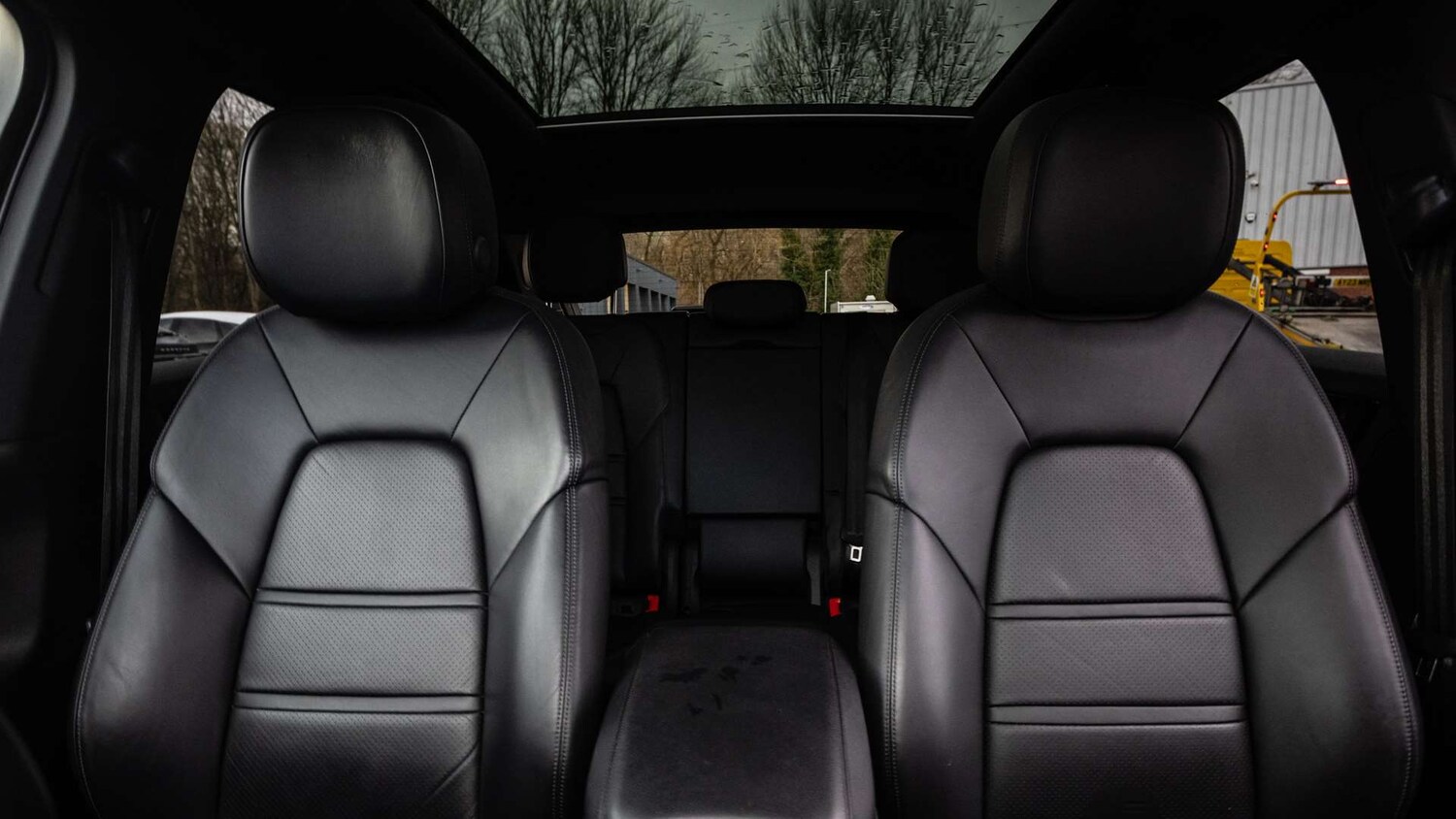 Used Porsche Cayenne 2021 for sale - 77389880: Photo 16