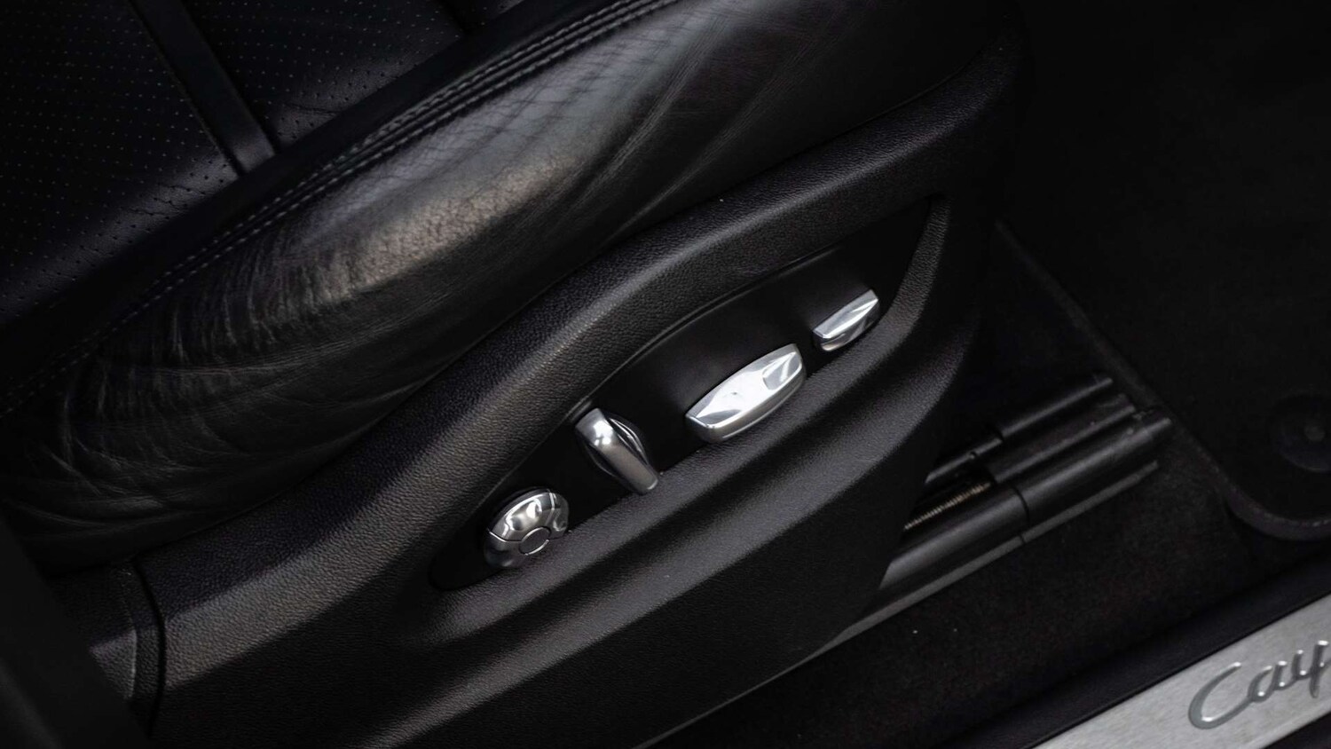 Used Porsche Cayenne 2021 for sale - 77389880: Photo 32