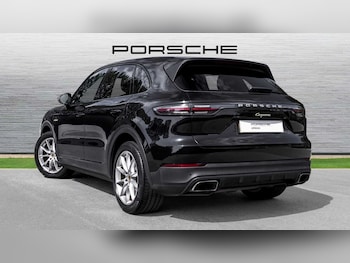 Used Porsche Cayenne 2018 for sale - 75742206: Photo