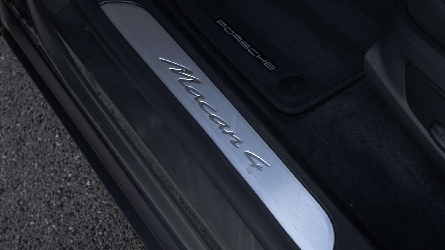 Used Porsche Macan 2025 for sale - 76661811: Photo 30