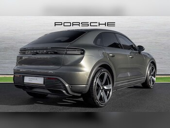 Used Porsche Macan 2025 for sale - 76661811: Photo