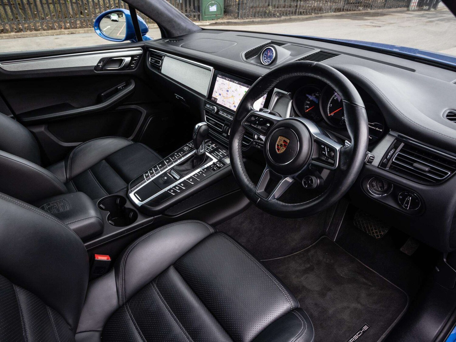 Used Porsche Macan 2020 for sale - 77526931: Photo 12