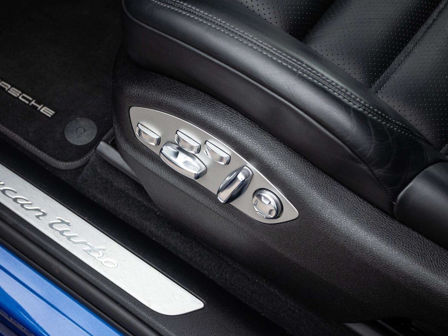 Used Porsche Macan 2020 for sale - 77526931: Photo 21