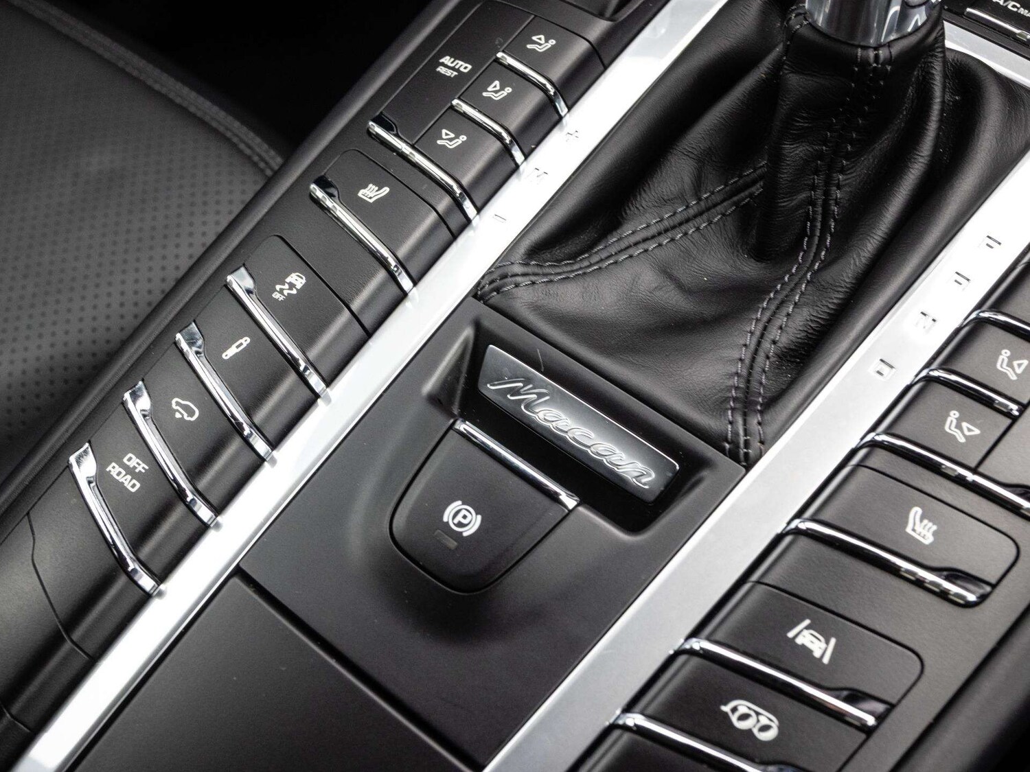 Used Porsche Macan 2020 for sale - 77526931: Photo 23