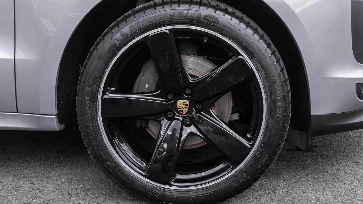 Used Porsche Macan 2021 for sale - 76351583: Photo 6