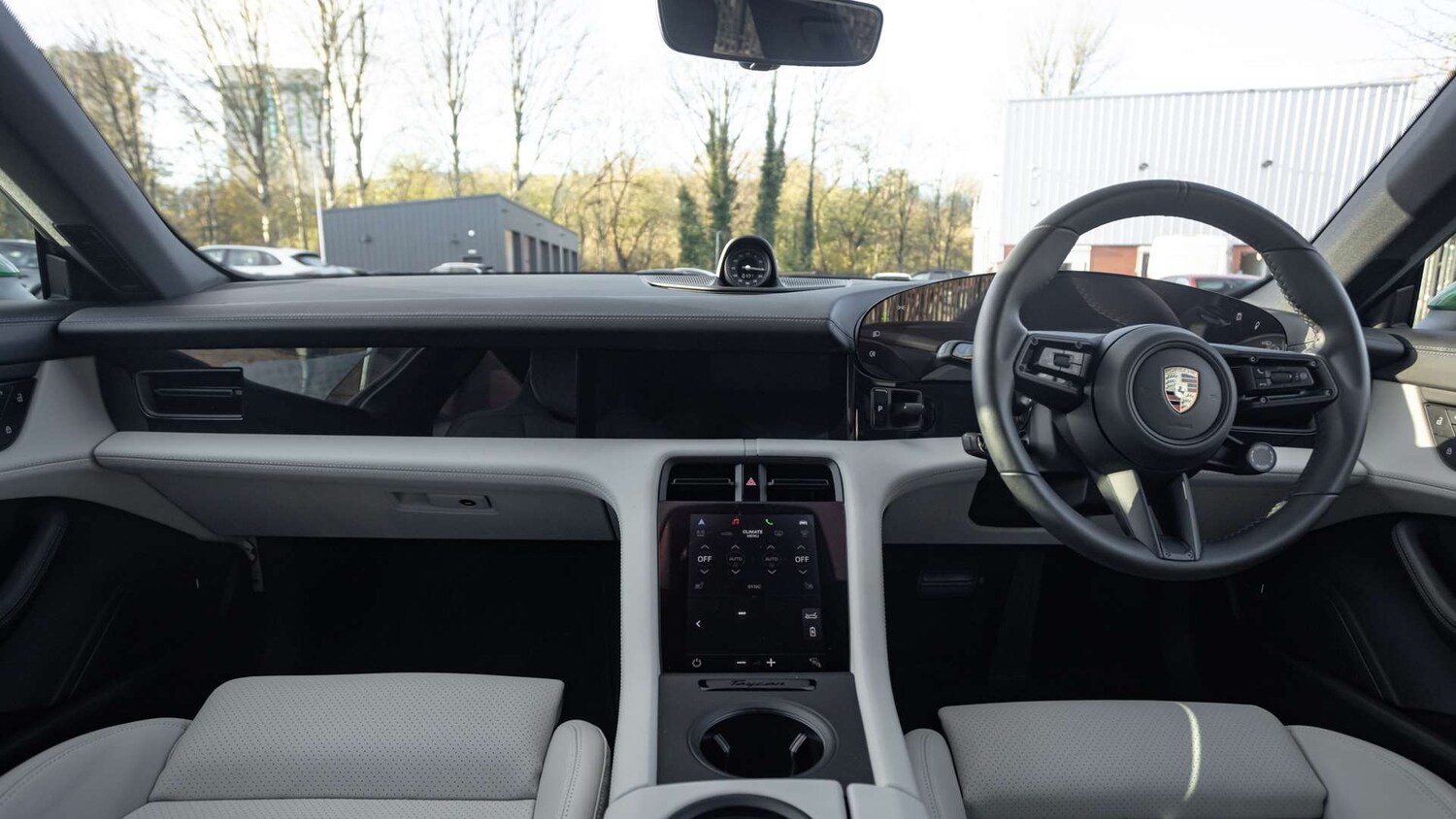 Used Porsche Taycan 2023 for sale - 76401427: Photo 11