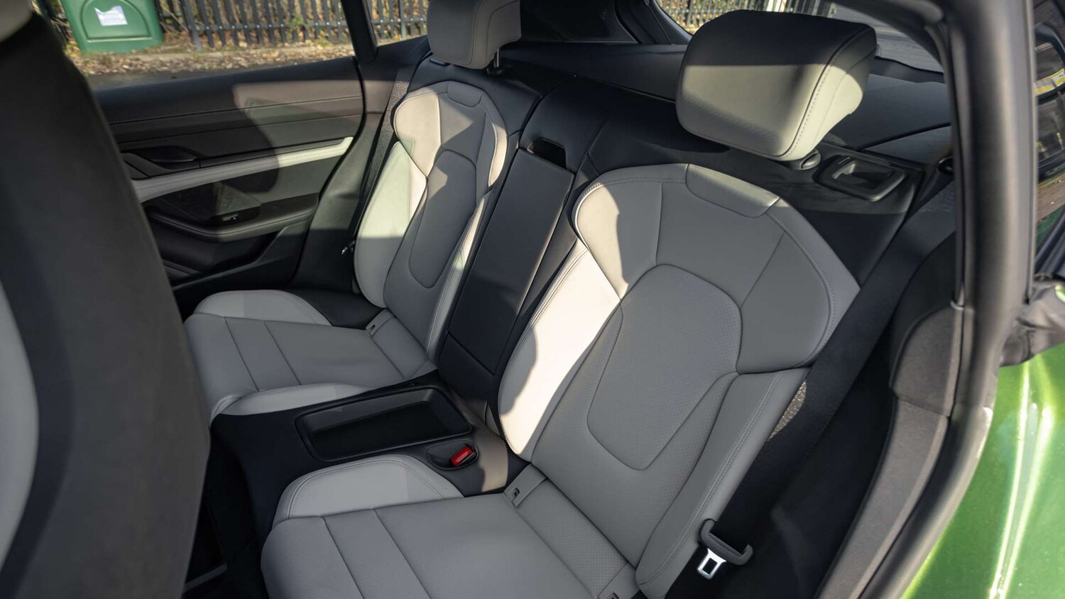 Used Porsche Taycan 2023 for sale - 76401427: Photo 14