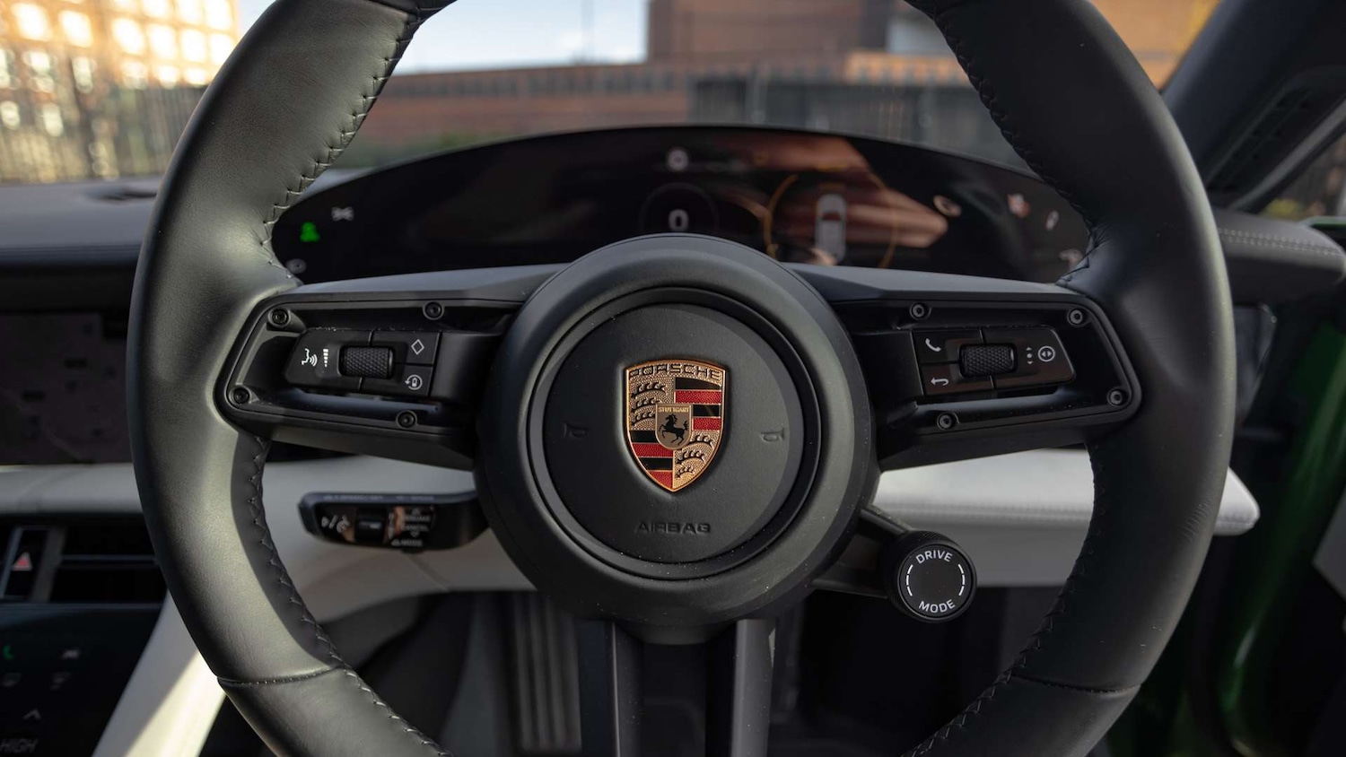 Used Porsche Taycan 2023 for sale - 76401427: Photo 23